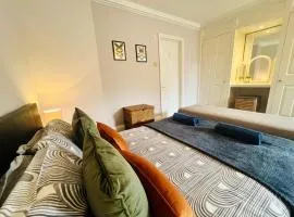 White Hart Mews