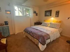 Private Room & Bath - Patio & Sunset Views