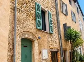 Charming Townhouse in Valbonne