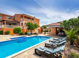 MY DALMATIA - Apartment Visocane with private pool