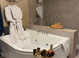 Emotion Apartments- Suite mit Whirlpool-Badewanne, khách sạn ở Vlotho