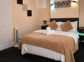 Stylish 1BR, Free Parking & Smart TV