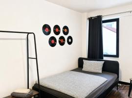 Music Residence, מלון בזארברוקן