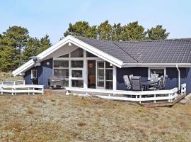 8 person holiday home in Fanø-By Traum, viešbutis mieste Fanė