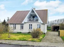 12 person holiday home in Vestervig-By Traum