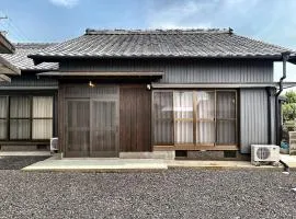 御宿はなビーチ徒歩3分8名泊まれる和モダン貸切宿