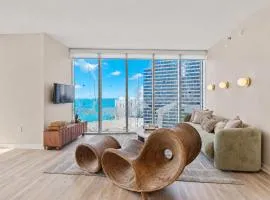 2B2B w Water View - FREE Parking - Pool - Lux Spa