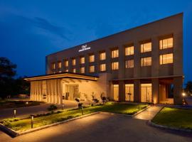 Prachi Sarovar Premiere Bhubaneshwar, хотел в Бхубанешвар
