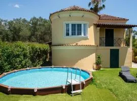 Eleas Gi Villa