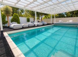 Liberty spa & suites, hotell i Manot