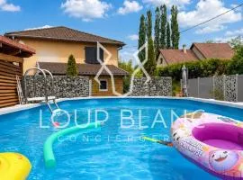 Piscine et pétanque - Calme proche Belfort