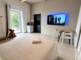 MP Luxury room, Hotel in Budoni