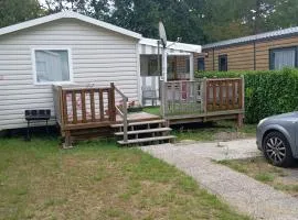 mobilhome Pont Aven 3chbres 152 avec grande terrasse fermée