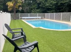 Gîte des Combes Blanches avec piscine et jacuzzi