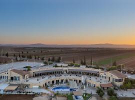 Briaa Wellness Resort Hotel Gilboa - Adults Only، فندق في Ma‘ale Gilboa‘