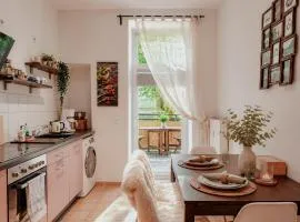 Gemütliche Erdgeschosswohnung auf dem Kaßberg mit Balkon und 2 Schlafzimmern