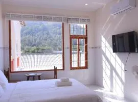 Prospera Hon Son Hotel