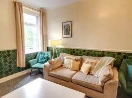 Beautiful 3 bedroom Flat