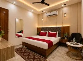 Hotel The RG Grand Inn Near Chandigarh Railway Station
