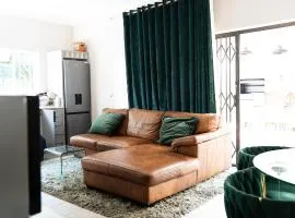 Casa Nossa - Deluxe Queen & Twin Apartment 1