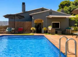 Villa w pool in Begur H14