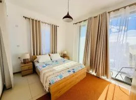 Bright 2BR Apartment Terrace & Pool Grand Baie