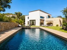 Villa L'Orangerie, 4 Bedrooms, 8 People, pool, Lecci