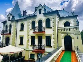Pensjonat Zamek Dersława