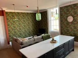 Field Maple -free parking -Grade II listed- first floor two bedrooms apartment