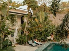Domo Nosara Boutique Hotel, hotel i Nosara