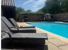 Bakers farm country house Suites Pool & stables