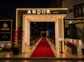 Andor Luxury Hotel & Duplex: Dıraç şehrinde bir otel