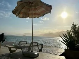 Casa pé na areia na Ilha Jardim Mangaratiba RJ