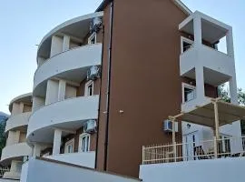 Apartments Danilo Kažanegra