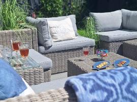 WYSPA MEW - apartament PREMIUM z prywatnym ogrodem, 150 m od plaży, hotel u gradu Gonski