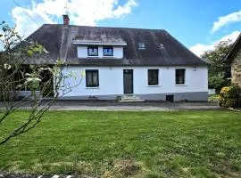 Gîte de France La maroussie 3 épis - Gîte de France 11 personnes MAE-5091
