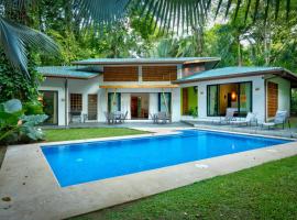 Villa Cabu & Casa Color Caribe, hotel u gradu 'Punta Uva'