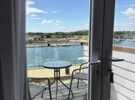 River Breeze BALCONY 2