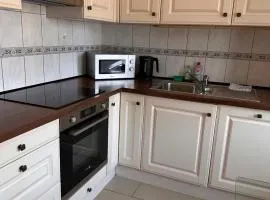Appartement Kulla 4 lits pres de airport