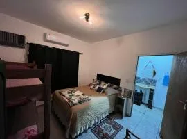 Loft D Mobiliado, individual com ar condicionado e garagem privada