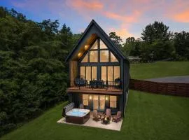 Lake Haus Cabin - Hot Tub, Sauna, Lake View, Wi-Fi