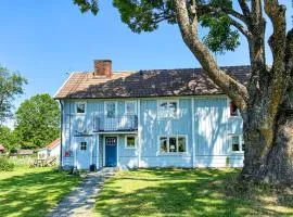 3 Bedroom Stunning Home In Oxlehall
