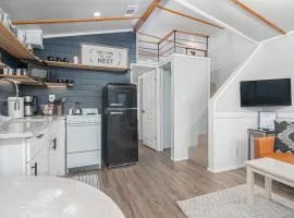 Nest - Texas Tiny House with a Big View