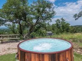 The Perch- Texas Tiny Haus with amazing views