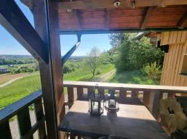Kuscheliges Blockhaus in Alleinlage mit Traumaussicht