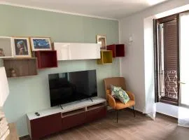 Casa vacanza Gea - Superior Apartment in Bergamo city with private parking car