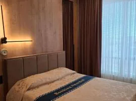 Newly Furnished Apartment, Ultra Central, "Booking Awards 2026!"