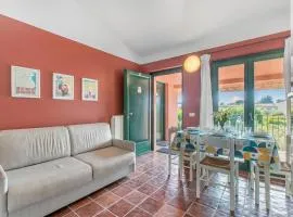 Cosy House Serena- Park & Shared Pool - Happy Rentals