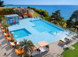 Yeosu Calacatta Hotel & Resort, hotel i Yeosu
