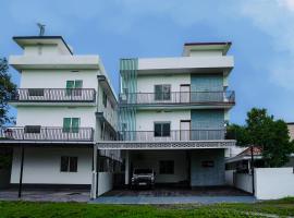 Cochin में, होटल Uni Stay Inn